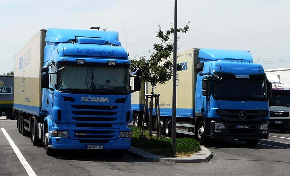 Kraftverkehr Nagel, D - Versmold Scania R HL