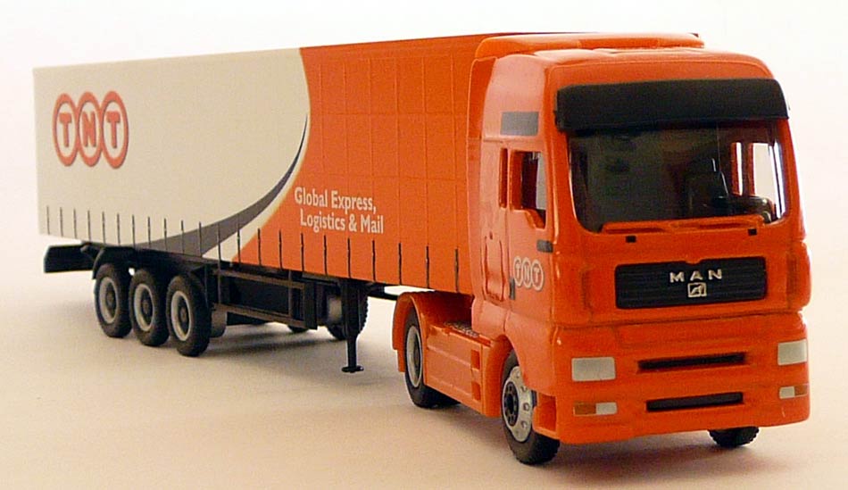 Schuco 01/2003 MAN TG-A XXL SZ Curtain